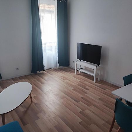 Charment F3 Lägenhet Mulhouse Exteriör bild